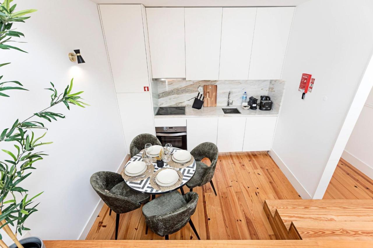 D. Joao IV Apartments By Lovelystay Porto Eksteriør billede