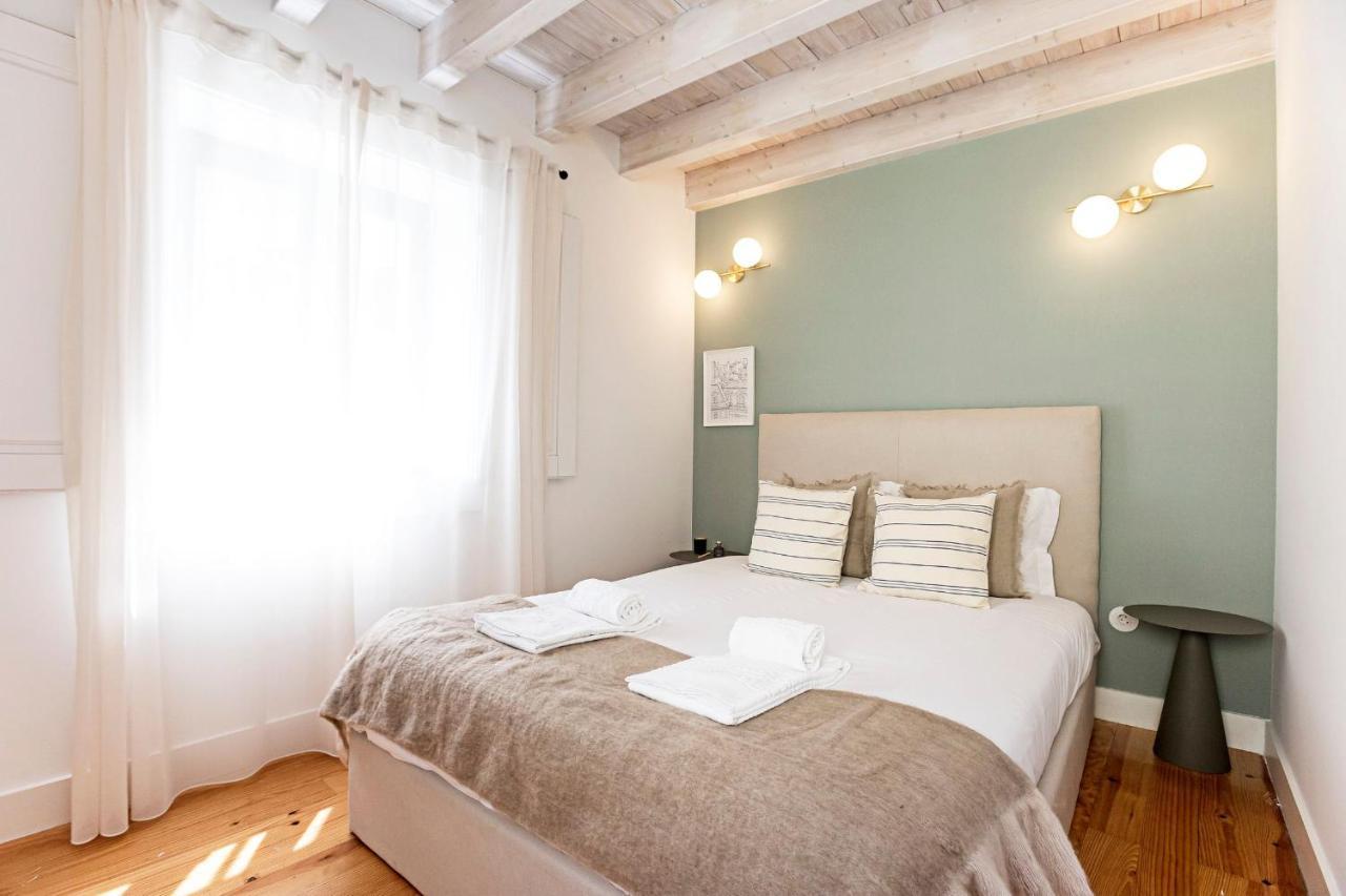 D. Joao IV Apartments By Lovelystay Porto Eksteriør billede