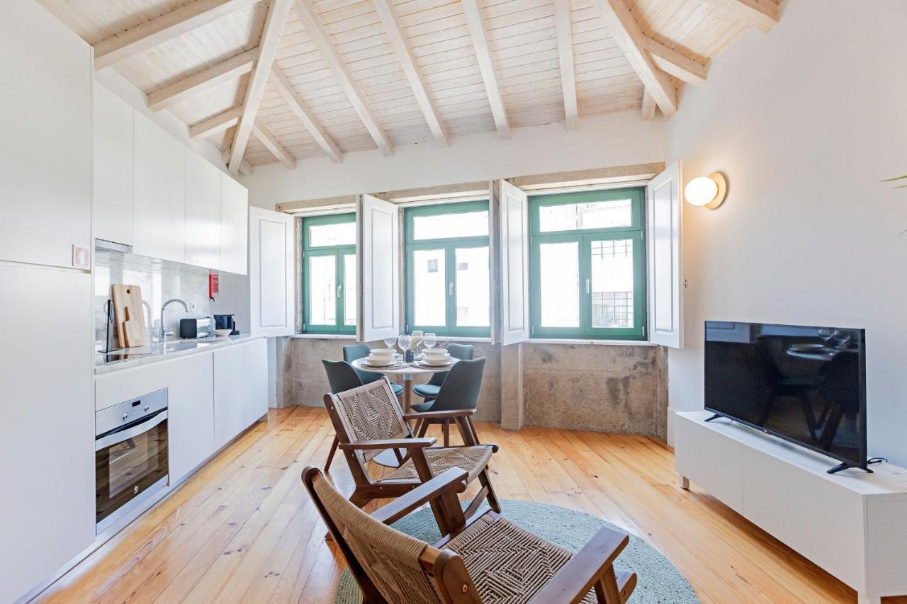 D. Joao IV Apartments By Lovelystay Porto Eksteriør billede